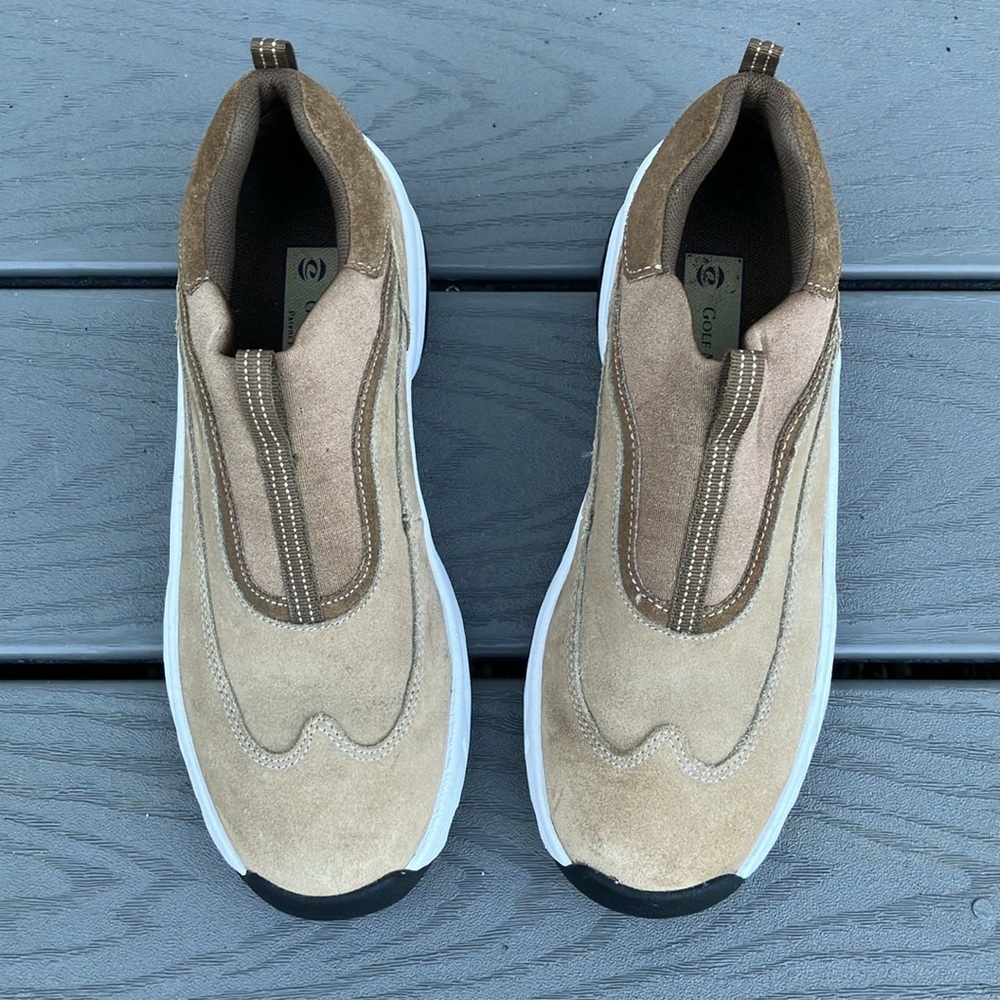 Golf Mocs Brand Women’s Suede Slip-on Golf Course Shoes Cleats Camel Size 7.5